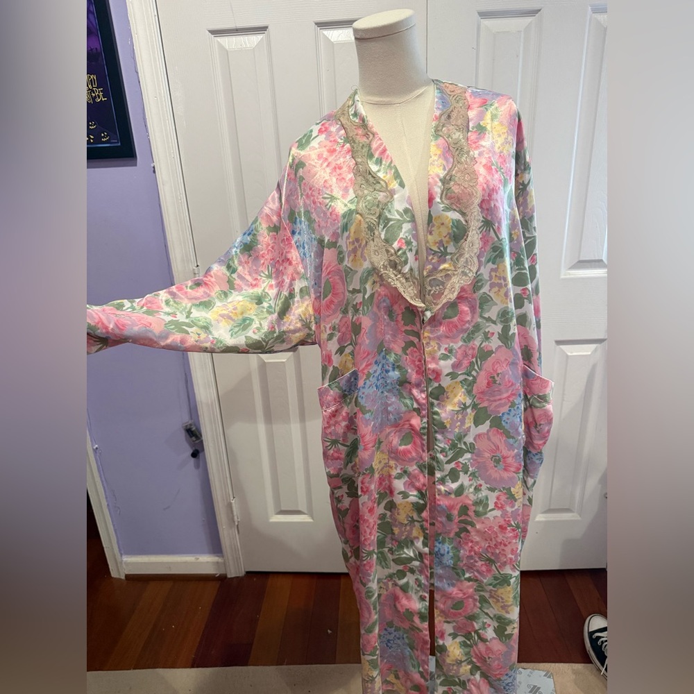Victoria's Secret Floral Pastel Robe